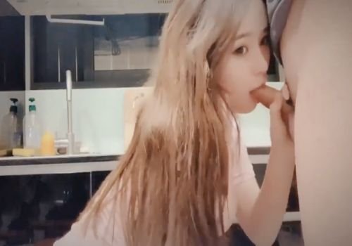 Địt tung lồn em người yêu xinh đẹp