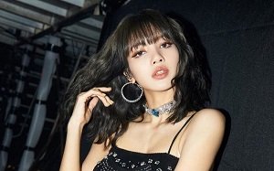 Lisa Black Pink bị lọ clip đang chịch nhau cực sung